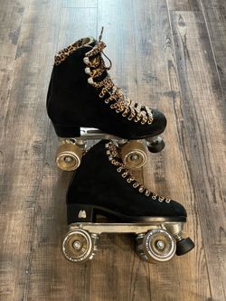 MOXI Roller Skates - Size 6