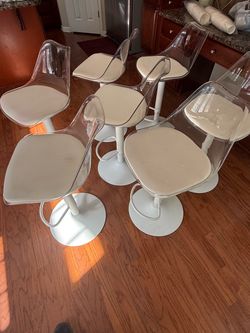 7 - High Chairs -