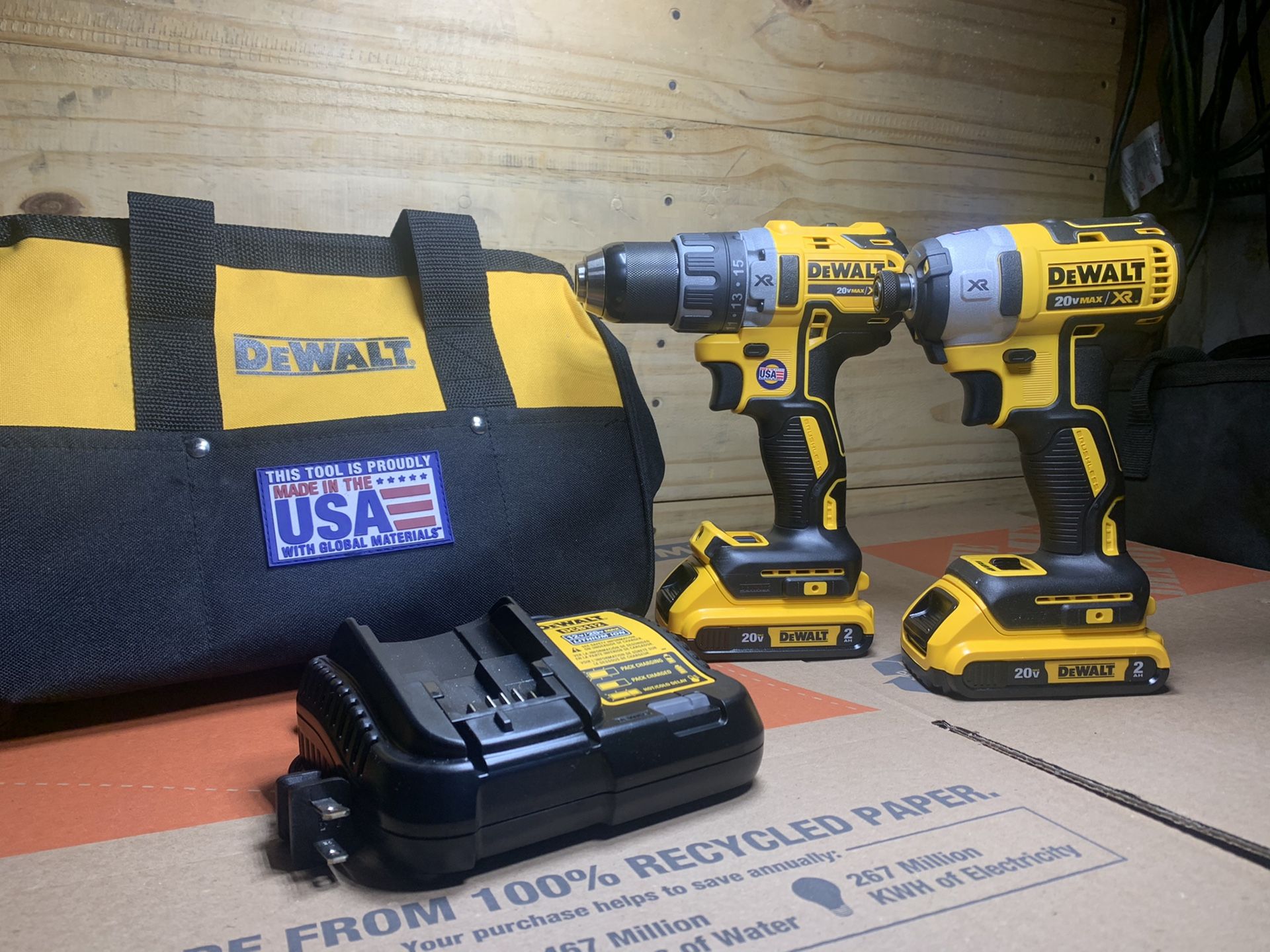 NEW! DEWALT 20-Volt MAX XR Lithium-Ion Cordless Brushless Drill/Impact Combo Kit (2-Tool) with (2) Batteries 2Ah, Charger and Bag!