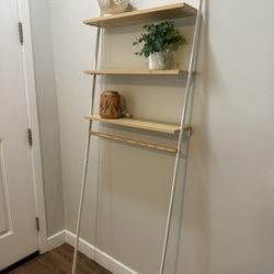 Wall Leaning Shelf