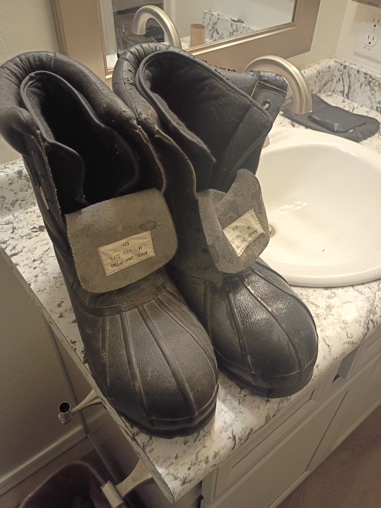 Lacrosse Insulated Boots