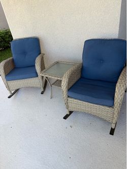 Wicker patio furniture set