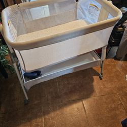 Bassinet  Large 