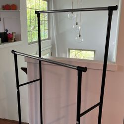 Clothes Rack Perfect Condition 