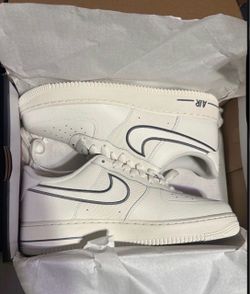 Never worn Nike Air Force and Nike Dunks