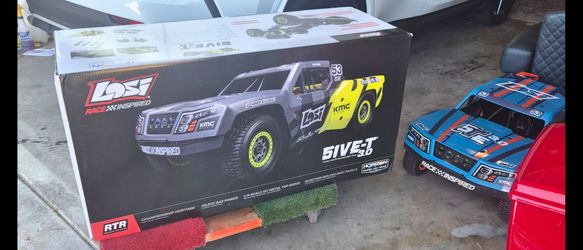 Losi 3.0 5te Gas brand new in box