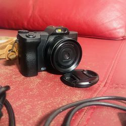 📷 Premium Digital Camera – Sharp Photos + 1080p HD Video