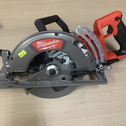 Milwaukee New 71/4” Circular Saw 18M Fuel Brushless Nuevo
