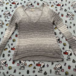VGUC Junior's Hollister M Gray & White Sweater for Sale in North