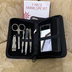 NIB 7 Piece Manicure Set Plus Case. 5 Pieces W/ Mirror & Comb. 