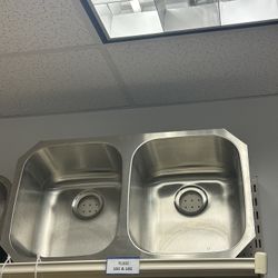 Stainless Steel Under Mount Double Bowl Sink.32-1/4X18-1/2 9” Deep 
