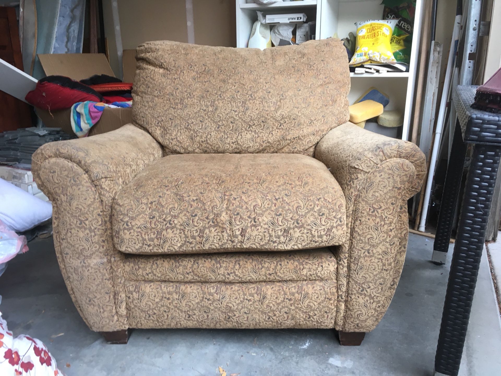 Love seat