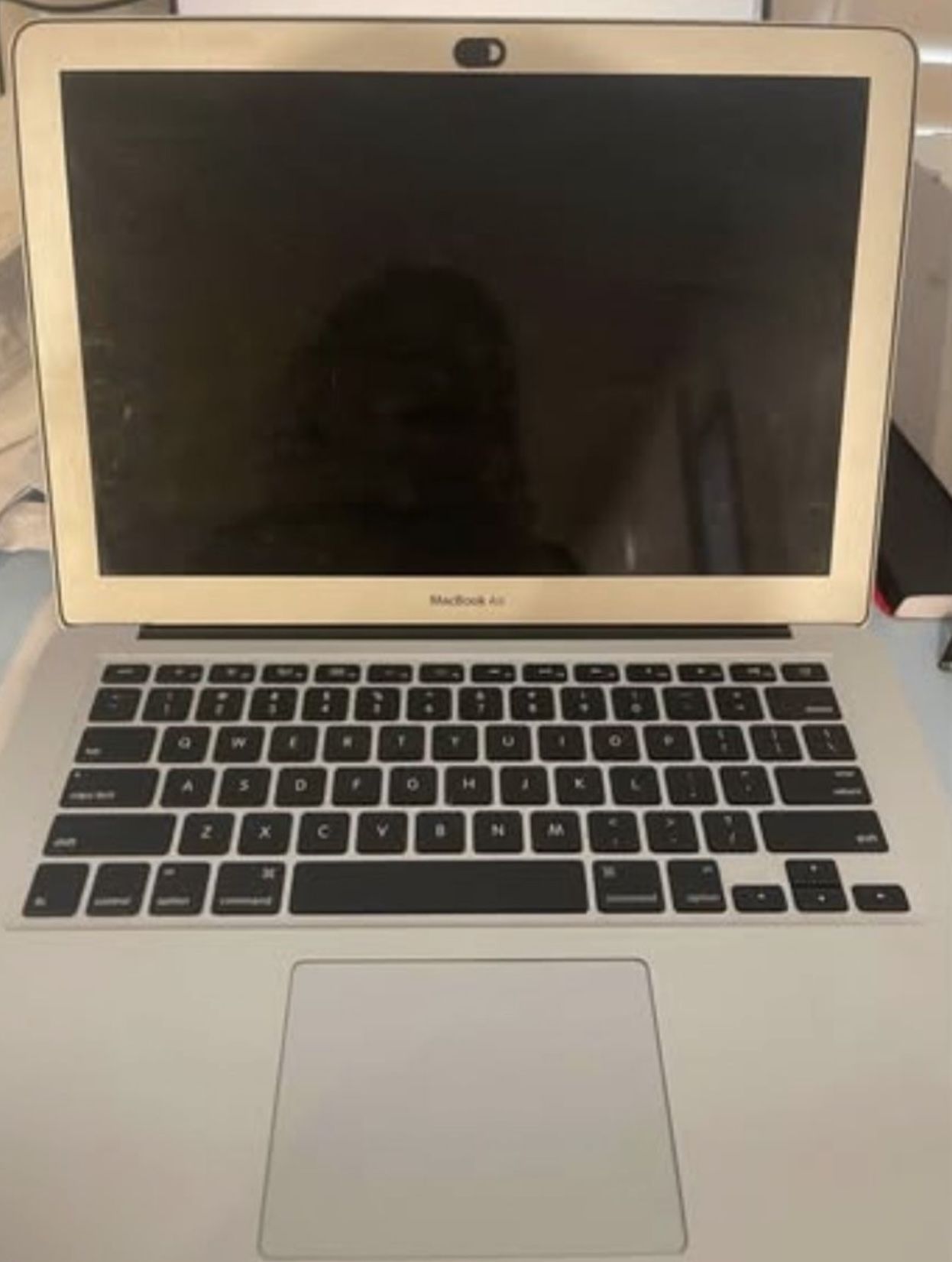 MacBook Air 13” (2017) 💻