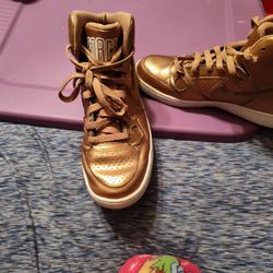 Nike Women's Force Hightops
