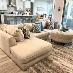 Cozy Beige Sectional Sofá 