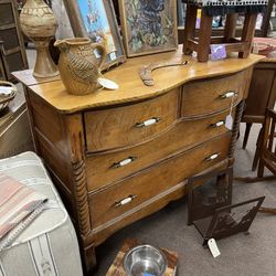 Antique Vintage 4 Drawer Dresser