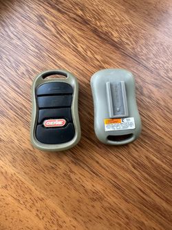 Genie GM3T 3-Button Garage Door Opener Remote