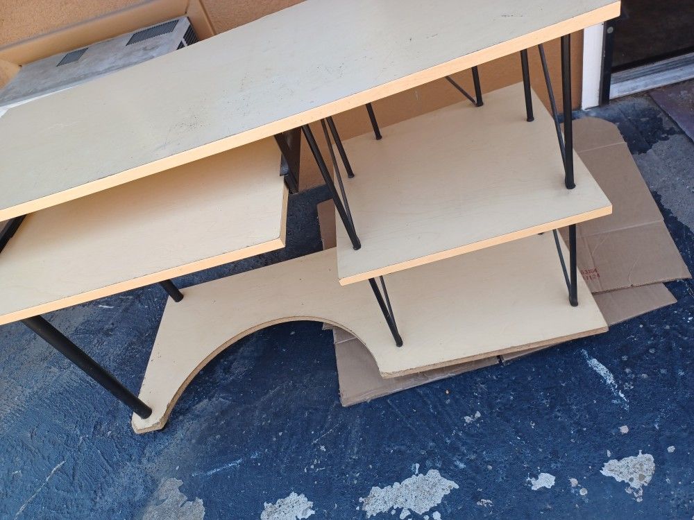 Free Desk