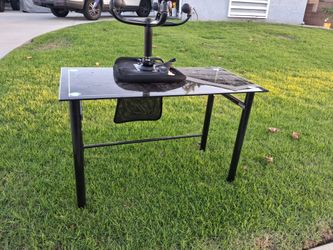 Free Small Desk and Chair