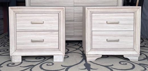 Modern Nightstands