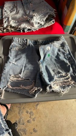 Woman Fashion Nova Shorts - Sz: S  - $4
