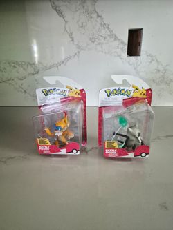 Pokemon battle figures