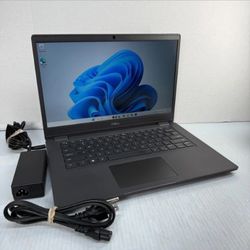 ( Laptop ) Dell latitude 3410

Intel i5 2.4ghz 10th generation Series Webcam  Windows 11 pro 40gb ram Wifi 256gb SSD