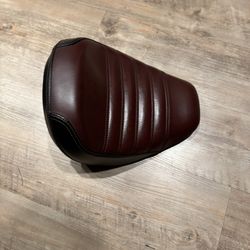 OEM Indian Scout Bobber Seat brown and black 2019 motorcycle