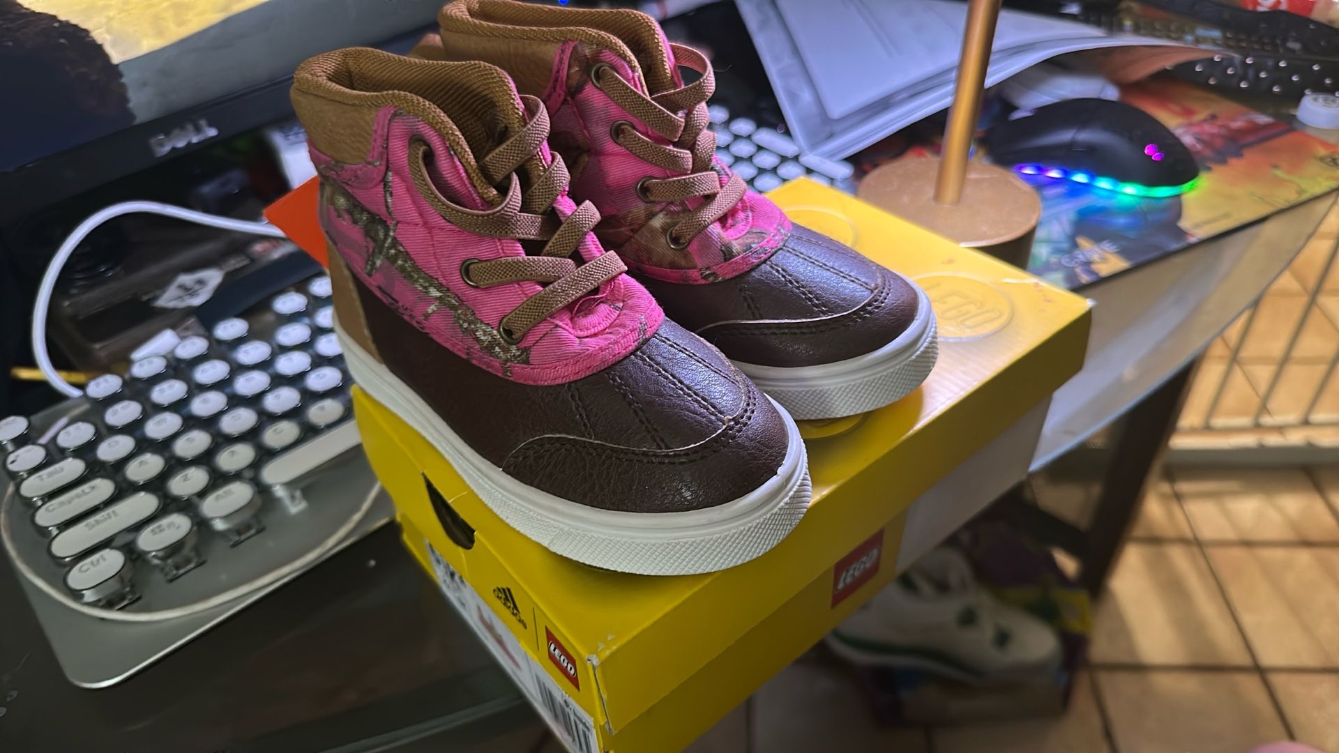 Oomphies Pink And Brown Toe Box Boots Size 6c