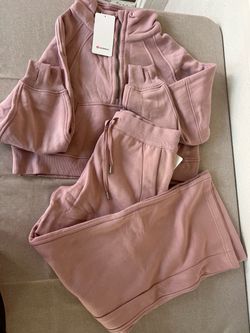 Lululemon 2-Piece Set – Sizes 8 & 10