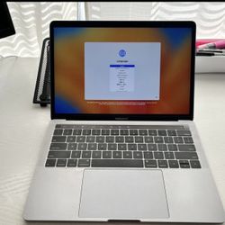 Used Mac Book Pro 2018