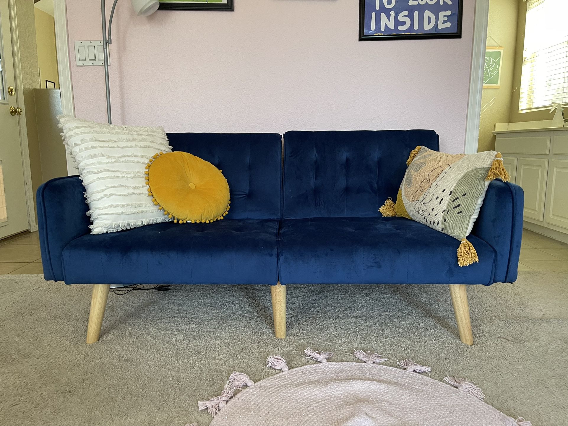 Blue velvet Futon/sofa 