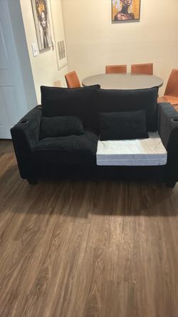 Pull out bed couch