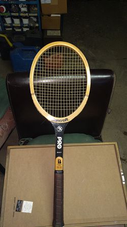 Bancroft pro select tennis racket