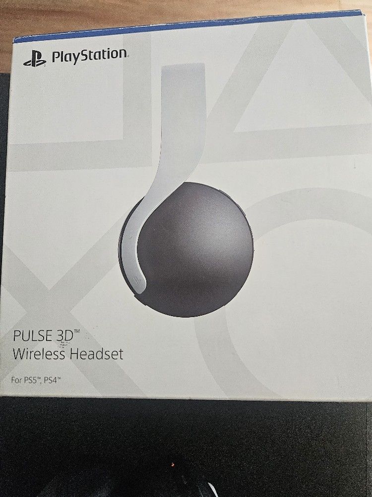 PS5 3D Headset/ PS5 Keyboard