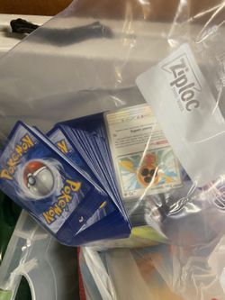 Pokémon Cards Bundle 