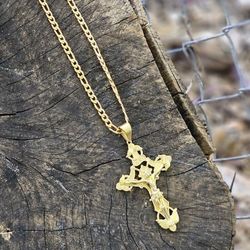 I Deliver I ship 14k gold plated Chain 