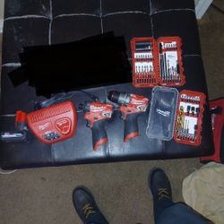 Milwaukee Fuel M12 Hammer Dril And Impact Dril Bits 