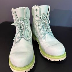 Timberland  Size 6,5 W