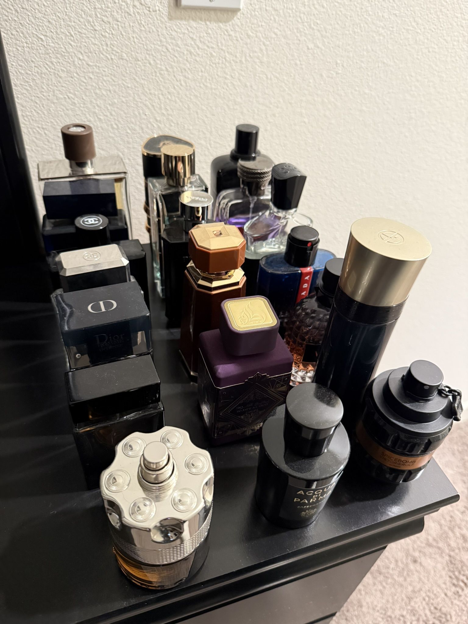 Men’s Colognes Dior Chanel Azzaro Hermes Acqua Di Parma Prada Viktor & Rolf Valentino Creed