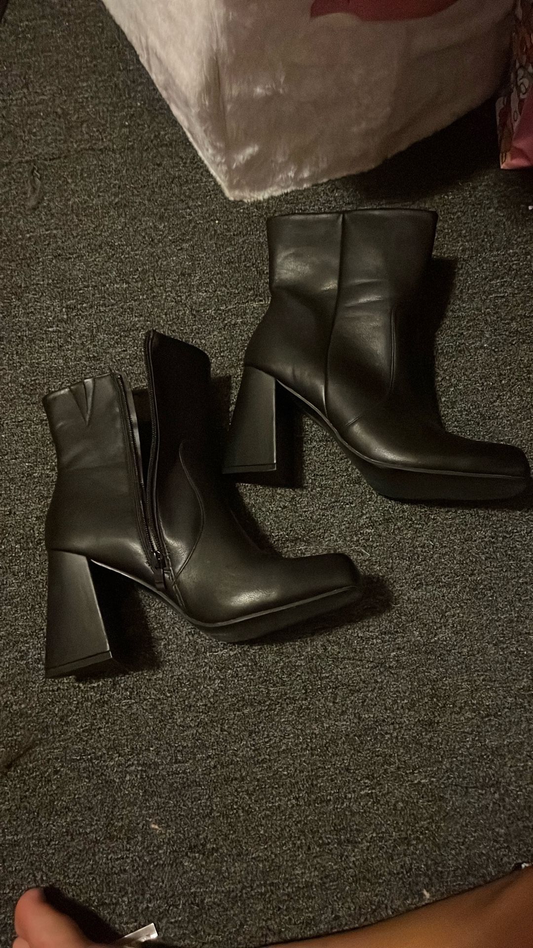 wide black torrid boots with heel