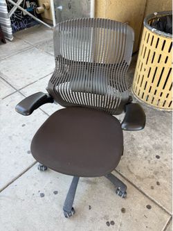 Knoll generations office chair