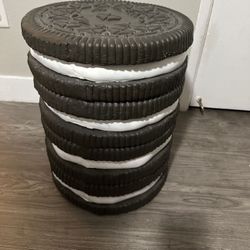 Oreo Viral HomeGoods Stool