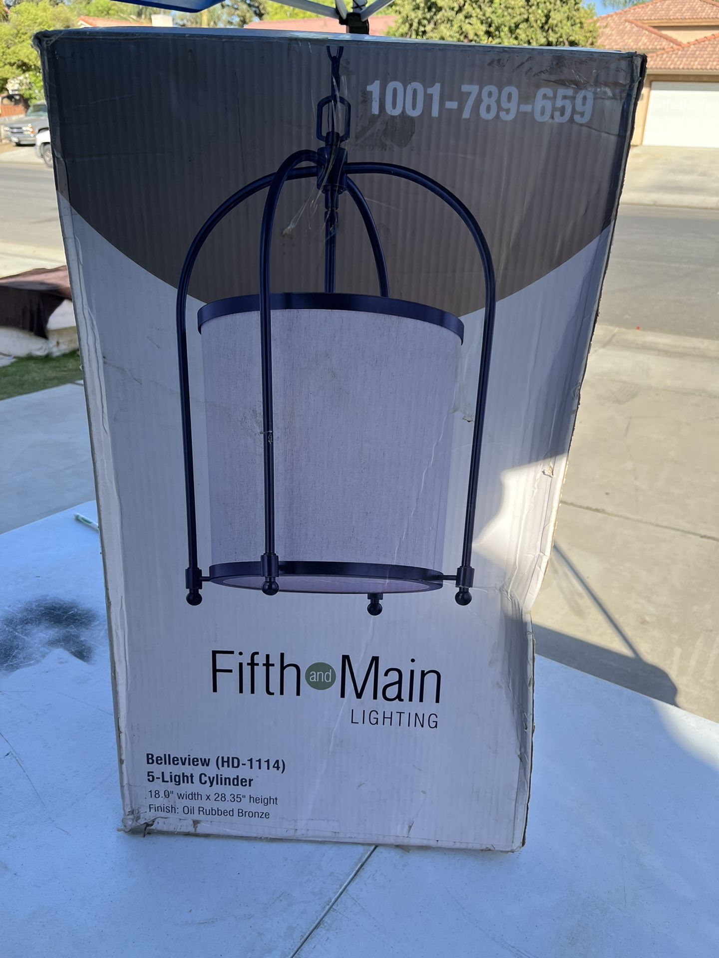 Fifth And Main Lighting