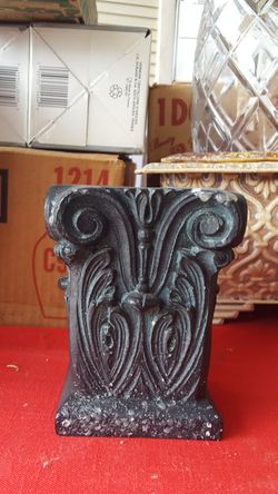 Iron candle holder