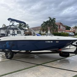 2018 Bay liner Element