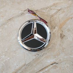 Mercedes Benz Emblem