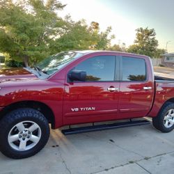 Nissan Titan 2007 Titulo Limpio 