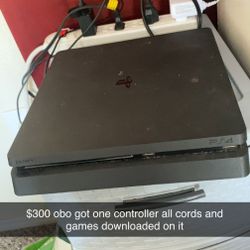 PS4 Slim