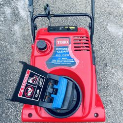 Excellent Condition Toro Snowblower With Quick Shot 621QZR Pull Start  With New Paddles 